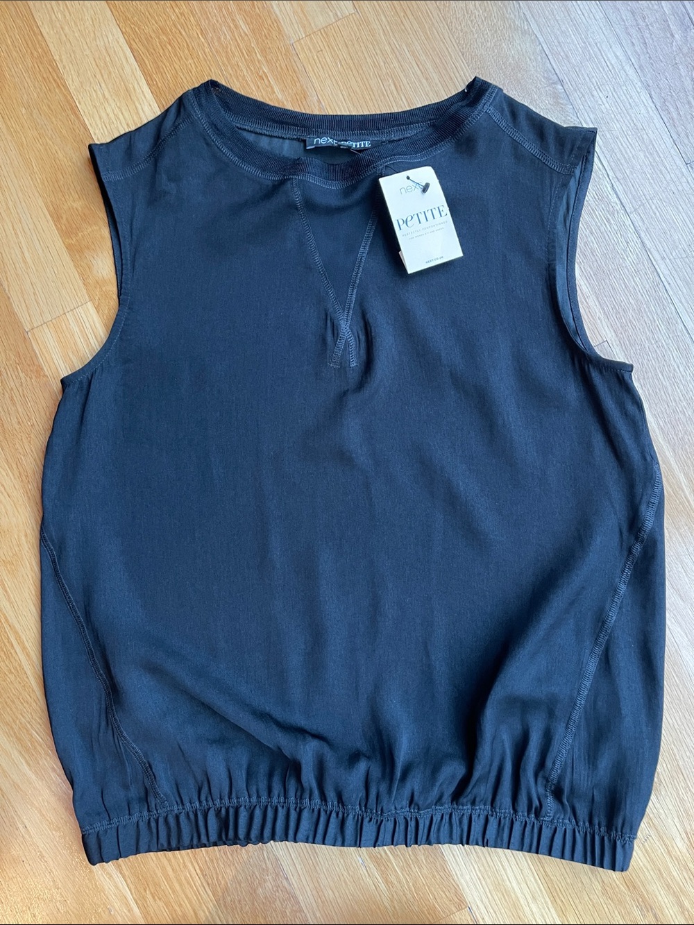 Next Petite Black Sleeveless Elastic-Hem Tank